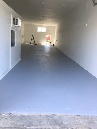 Plus de détails pour 5042-5054 NE 12th Ave, Fort Lauderdale, FL - Industriel/Logistique à louer