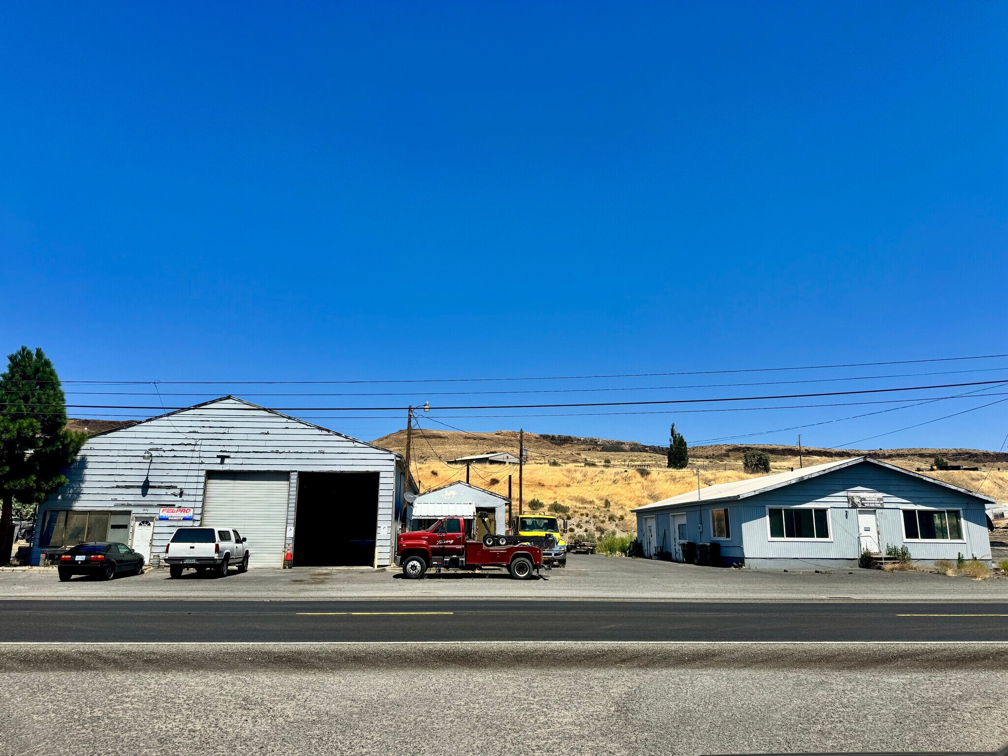 1570 N Highway 19, Arlington, OR à vendre Photo de l’immeuble– Image 1 sur 8