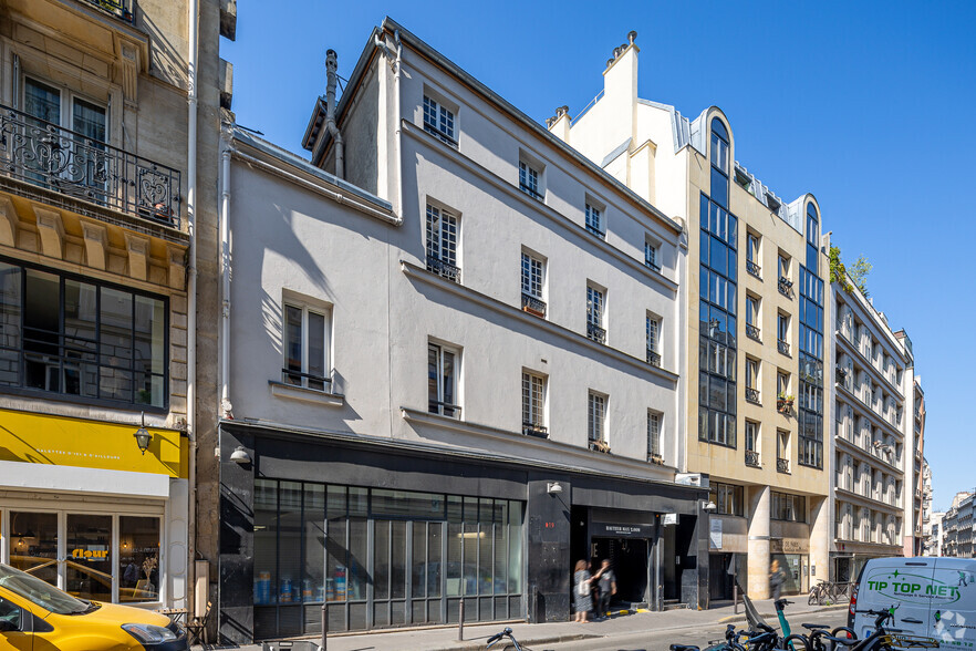 19 Rue Des Petites Ecuries, Paris à louer - Photo principale – Image 1 sur 2