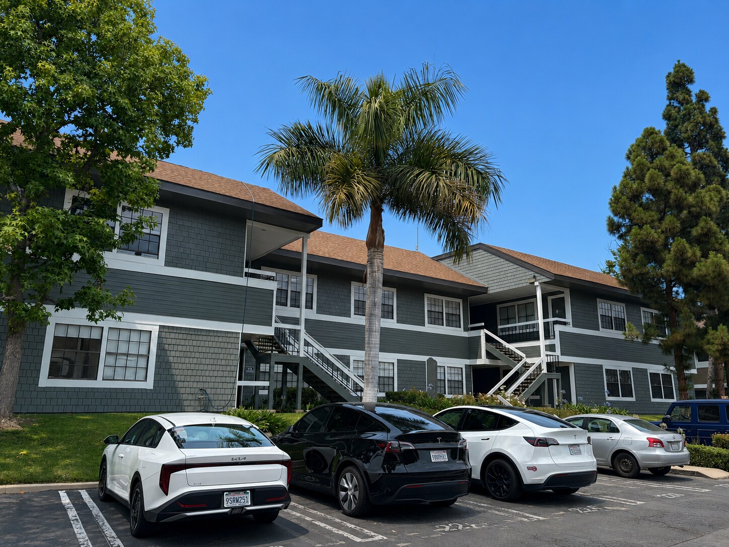 2900 Bristol St, Costa Mesa, CA à vendre Photo de l’immeuble– Image 1 sur 6