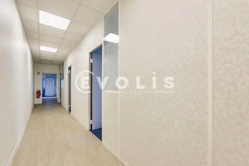 Bureau dans Aulnay-sous-Bois à louer - Photo intérieure – Image 2 sur 6