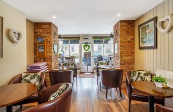 15 Main Rd, Windermere à louer Photo intérieure– Image 1 sur 8