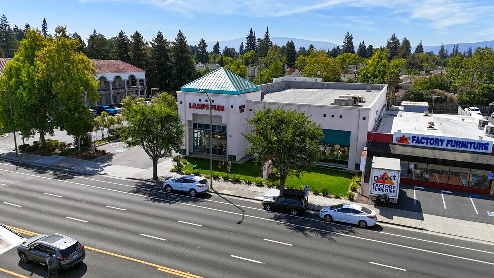 4902 Stevens Creek Blvd, Santa Clara, CA à louer - Photo de l’immeuble – Image 2 sur 8