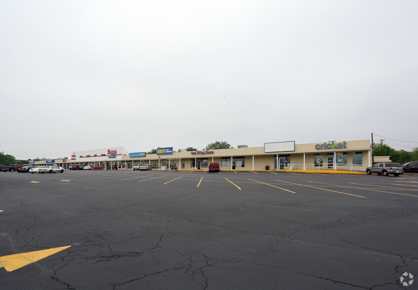 1707-1741 Texoma Pky, Sherman, TX à louer - Photo de l’immeuble – Image 2 sur 3