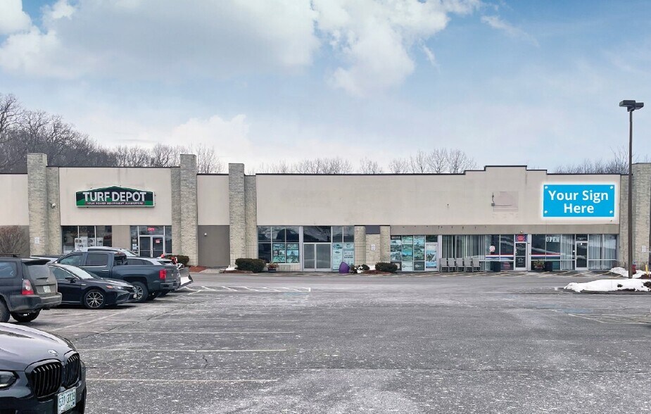 288 N Broadway, Salem, NH à louer - Photo principale – Image 1 sur 3