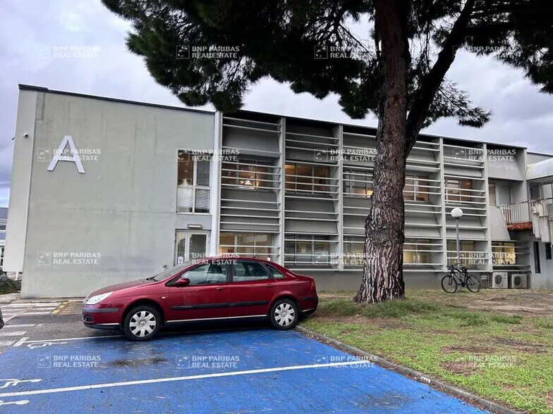 Bureau dans Castelnau-le-Lez à louer - Photo de l’immeuble – Image 2 sur 26