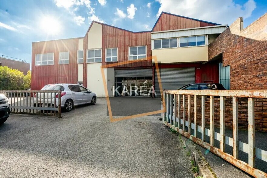 Local d’activités dans Noisiel à louer - Photo de l’immeuble – Image 2 sur 5