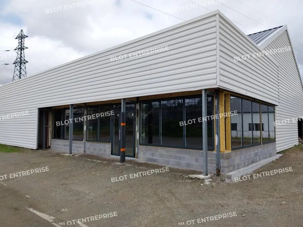Local commercial dans Landerneau à louer Photo de l’immeuble– Image 1 sur 7
