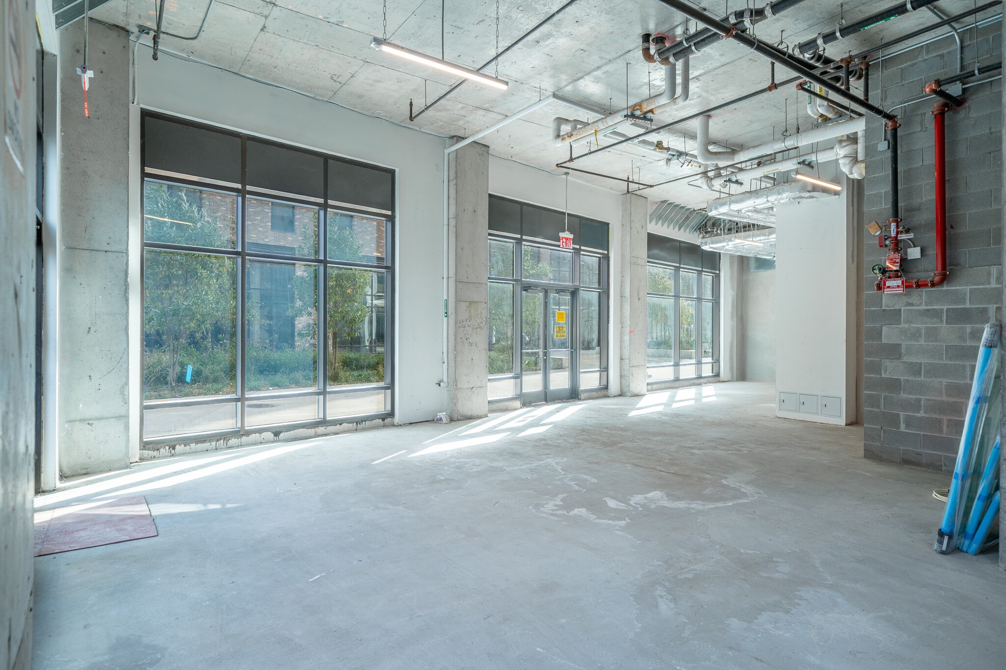 1725 Village Ln, Far Rockaway, NY à louer Photo intérieure– Image 1 sur 3