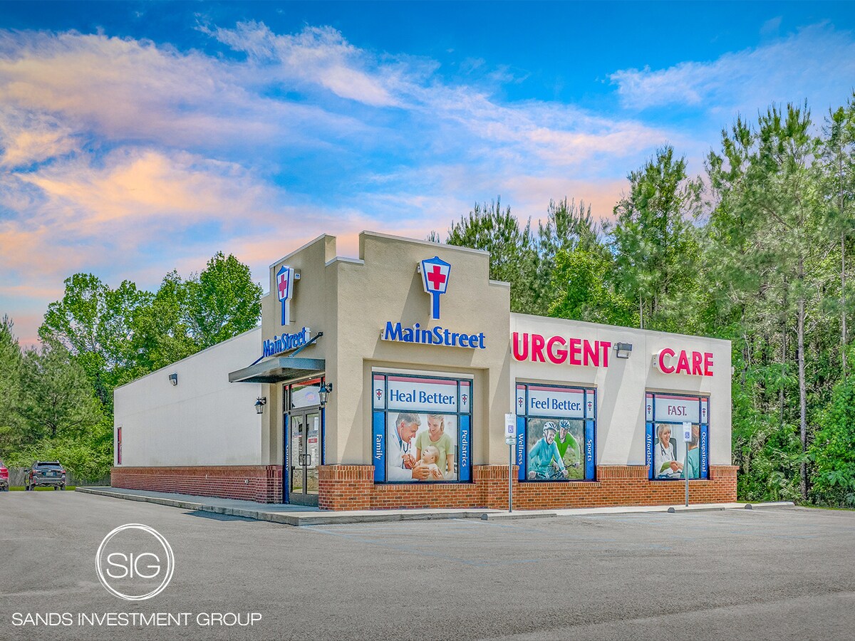 10251 Sorrento Rd, Pensacola, FL à vendre Photo principale– Image 1 sur 6