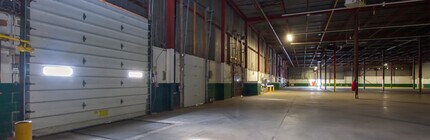 1725 McPherson Ct, Pickering, ON à louer Photo intérieure– Image 2 sur 5