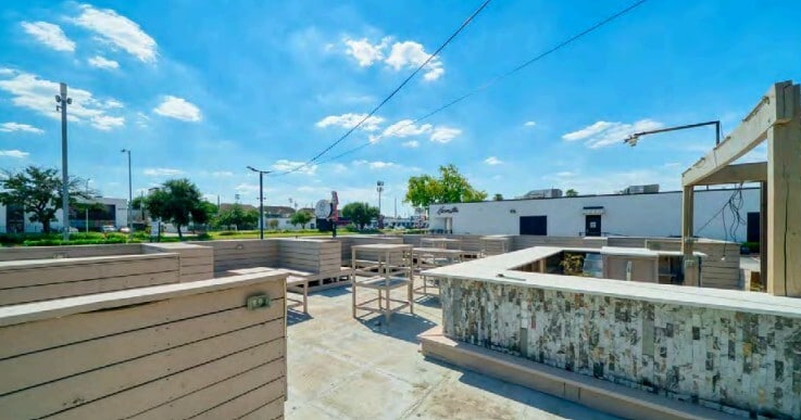 5630-5636 Richmond Ave, Houston, TX à vendre Photo intérieure– Image 1 sur 5
