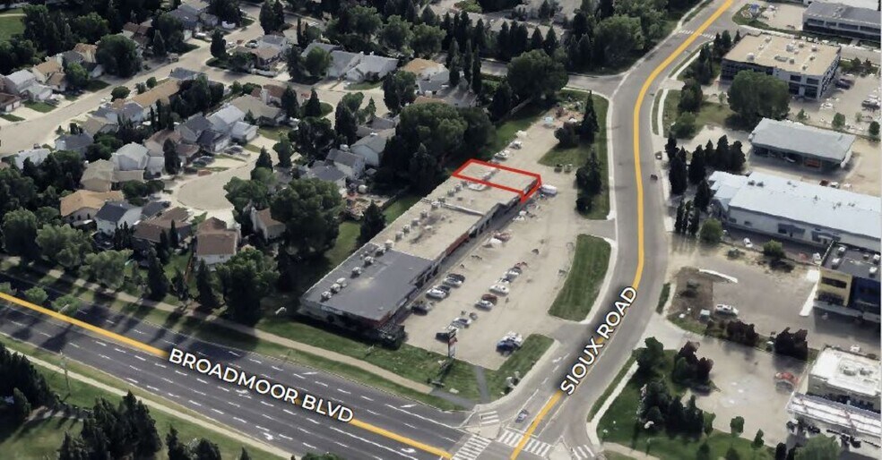 21-33 Sioux Rd, Sherwood Park, AB à louer - Photo de l’immeuble – Image 1 sur 3