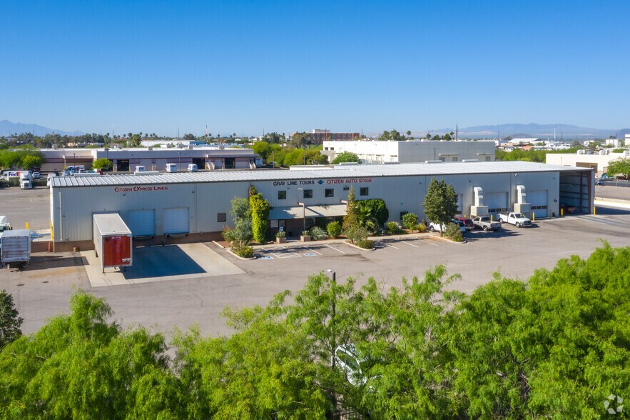 3594 E Lincoln St, Tucson, AZ à louer - Photo de l’immeuble – Image 1 sur 18