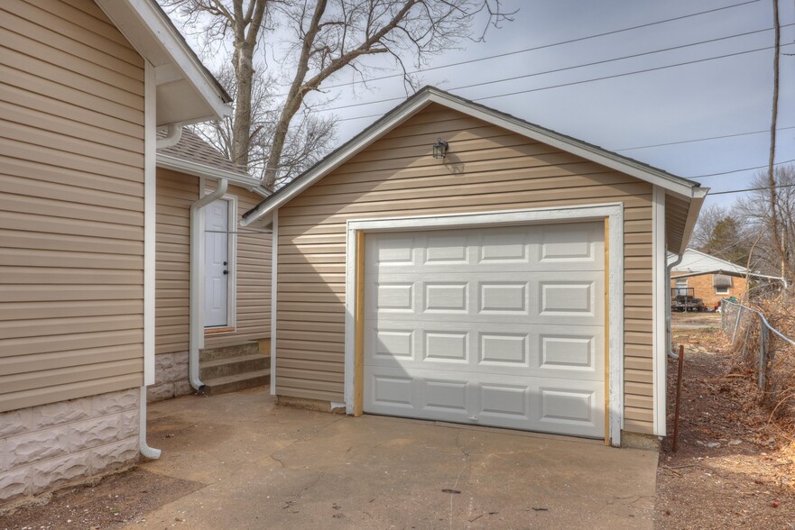 511 E Quincy St, Pittsburg, KS à vendre - Photo de l’immeuble – Image 3 sur 6