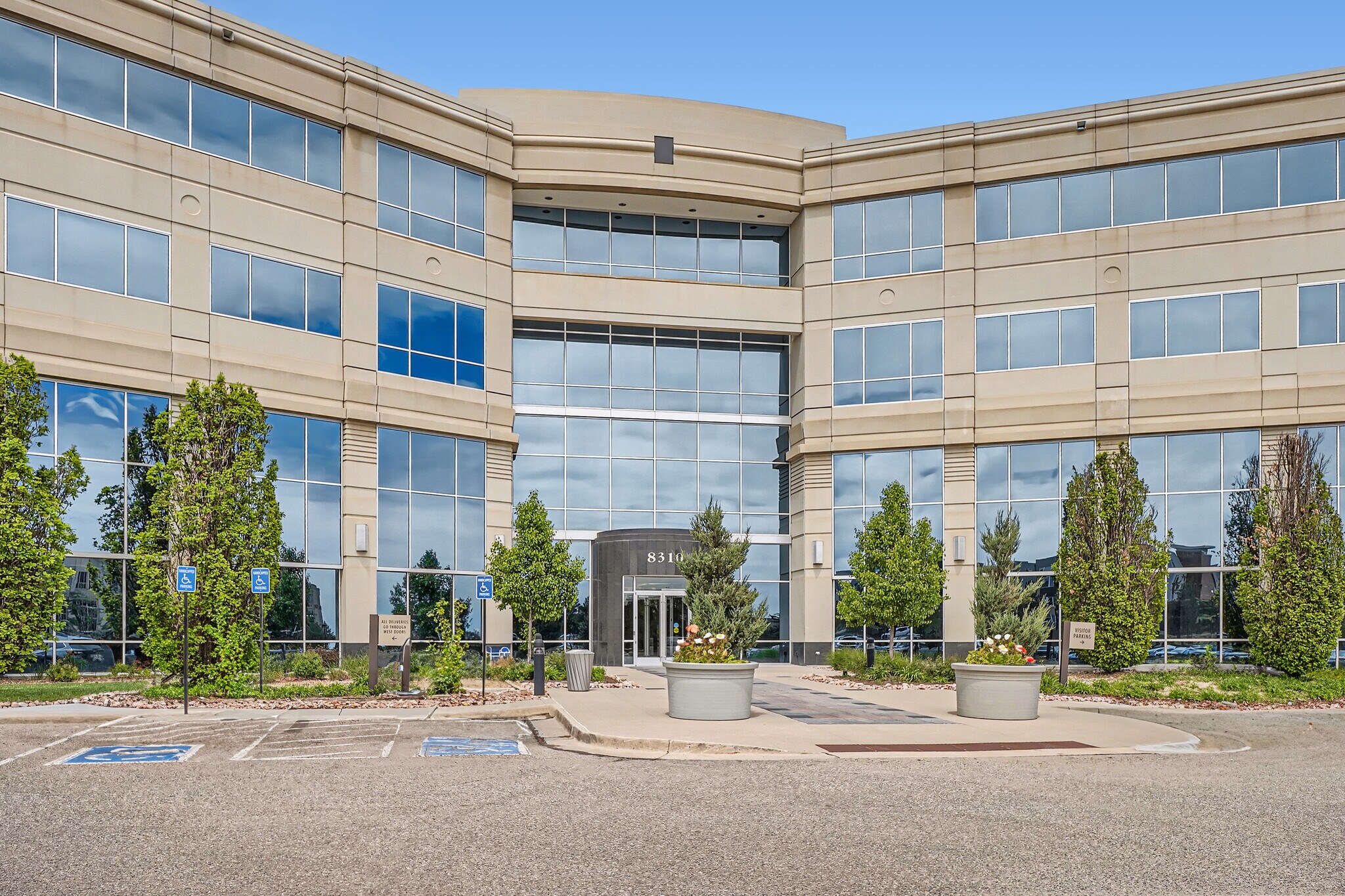 8310 S Valley Hwy, Englewood, CO à louer Photo principale– Image 1 sur 13