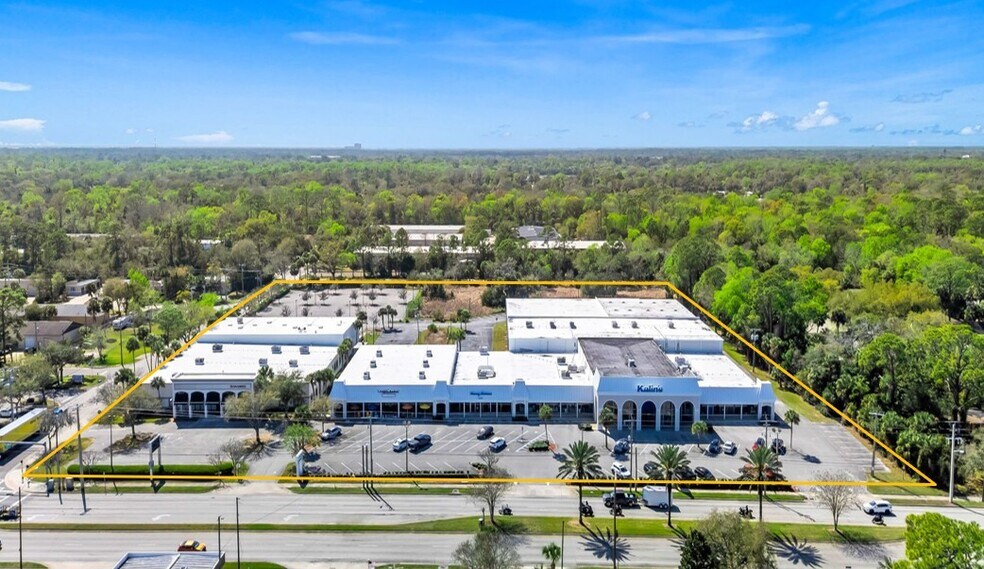 298 S Yonge St, Ormond Beach, FL à vendre - Photo principale – Image 1 sur 6