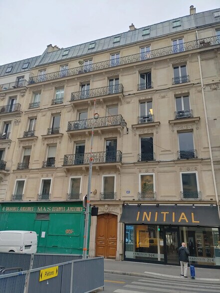 48 Rue La Fayette, Paris à louer - Photo de l’immeuble – Image 1 sur 17