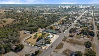 Plus de détails pour 1206 Main St, Blanco, TX - Hôtellerie à vendre