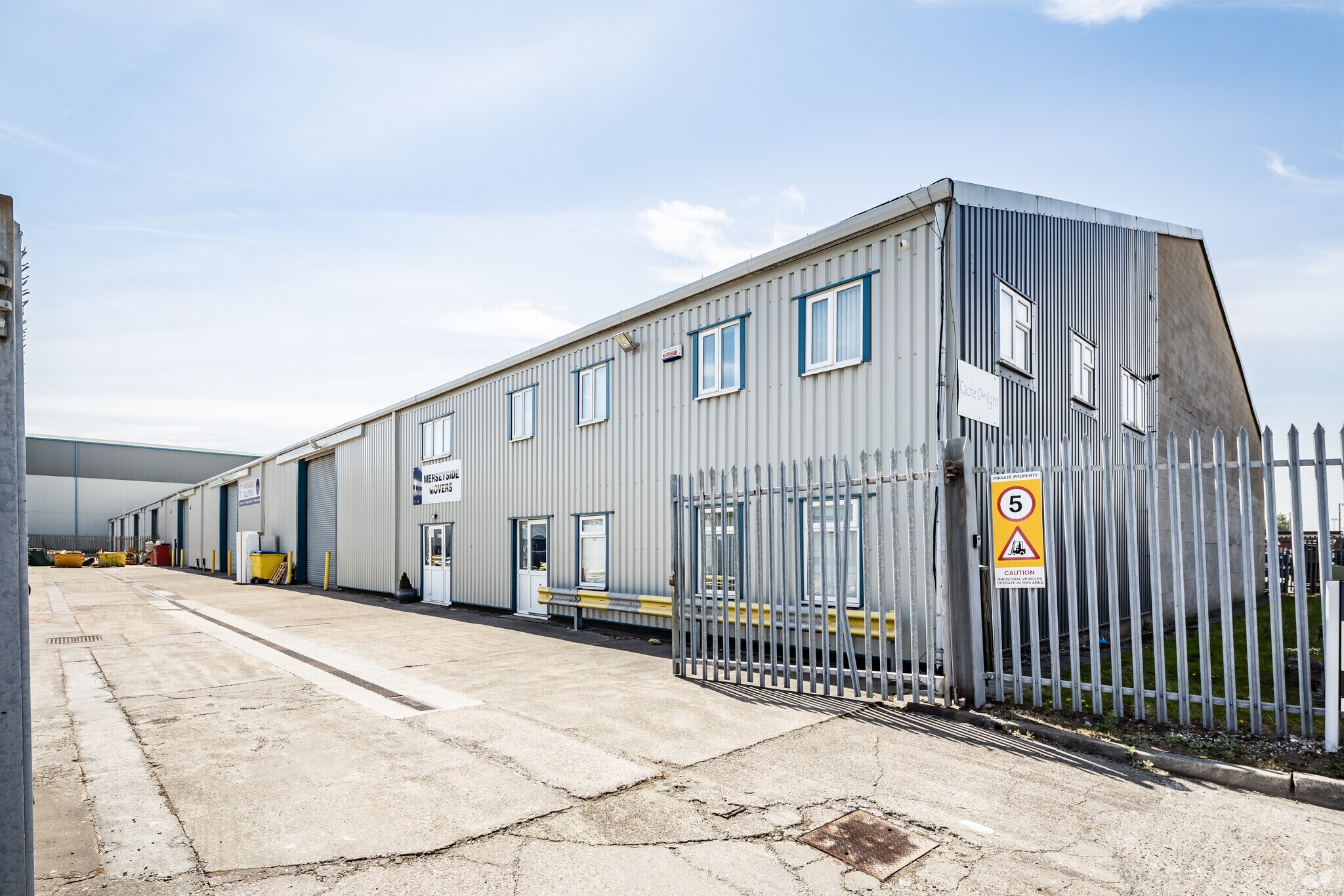 Knowsley Point, Knowsley Industrial Estate, Liverpool à louer Photo de l’immeuble– Image 1 sur 8