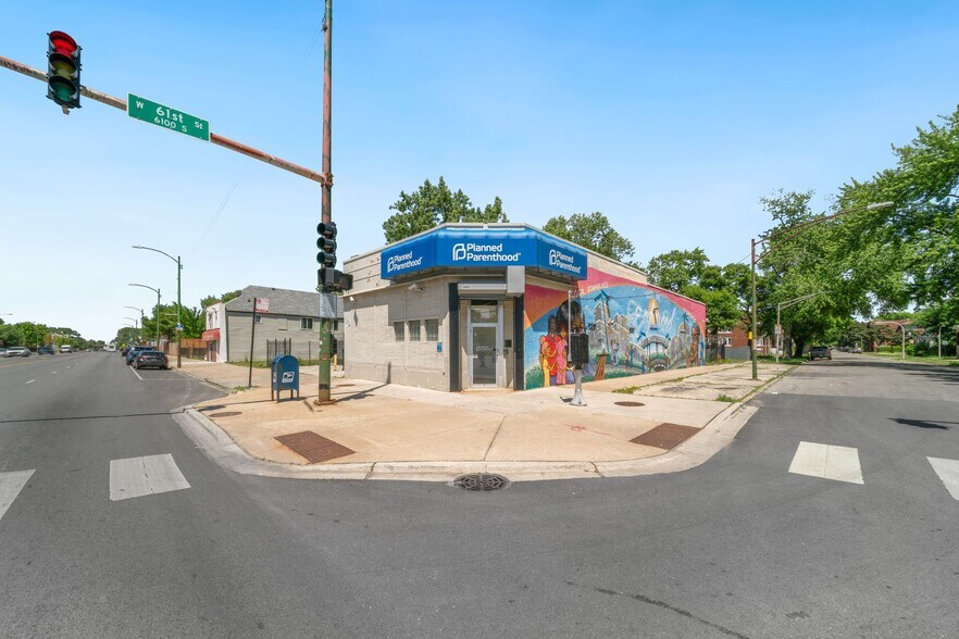 6059 S Ashland Ave, Chicago, IL à louer - Photo de l’immeuble – Image 2 sur 21