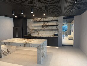 17130 N Dallas Pky, Dallas, TX à louer Photo intérieure– Image 2 sur 8