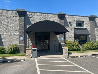 Plus de détails pour 1012 SE Cleveland Square Loop, Bend, OR - Local commercial à louer