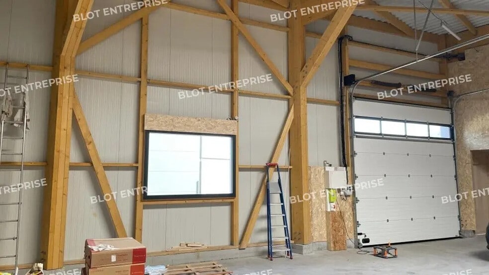 16 Rue Des Salamandres, Guérande à louer - Photo de l’immeuble – Image 3 sur 13