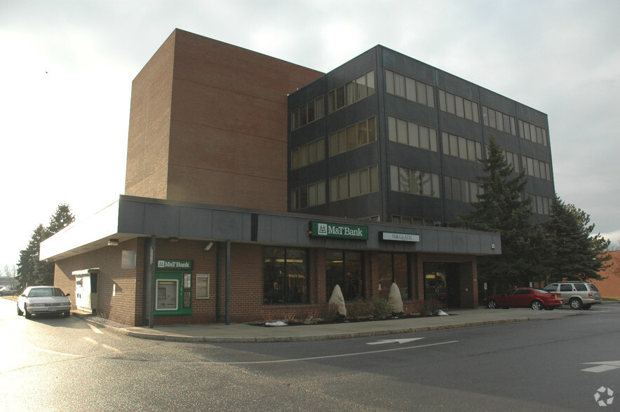 125 Wolf Rd, Albany, NY à louer - Photo de l’immeuble – Image 3 sur 29