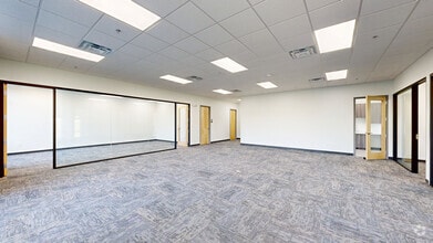 785 Victor Hill Rd, Greer, SC à louer Numérisation 3D Matterport– Image 2 sur 25