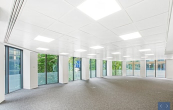 5 Lloyd's Av, Londres à louer Photo intérieure– Image 2 sur 2