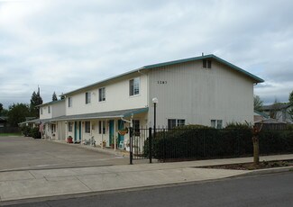 Plus de détails pour 1287 R St, Springfield, OR - Logement à vendre