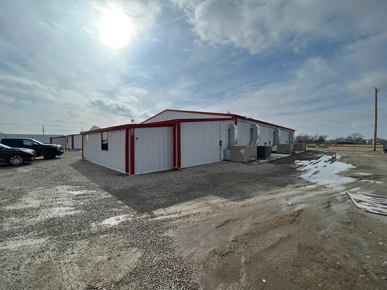 13912 N 3977 Rd, Dewey, OK à vendre - Photo de l’immeuble – Image 2 sur 11