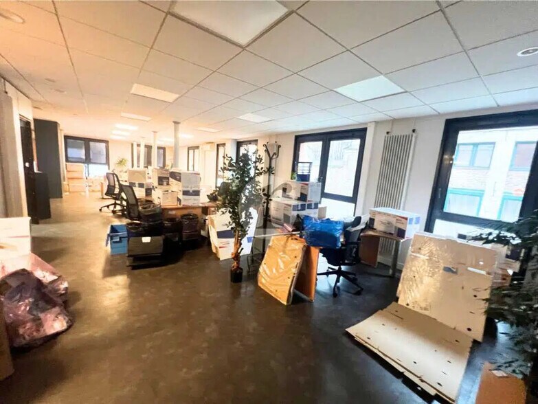 Bureau dans Lille à louer - Photo de l’immeuble – Image 3 sur 6