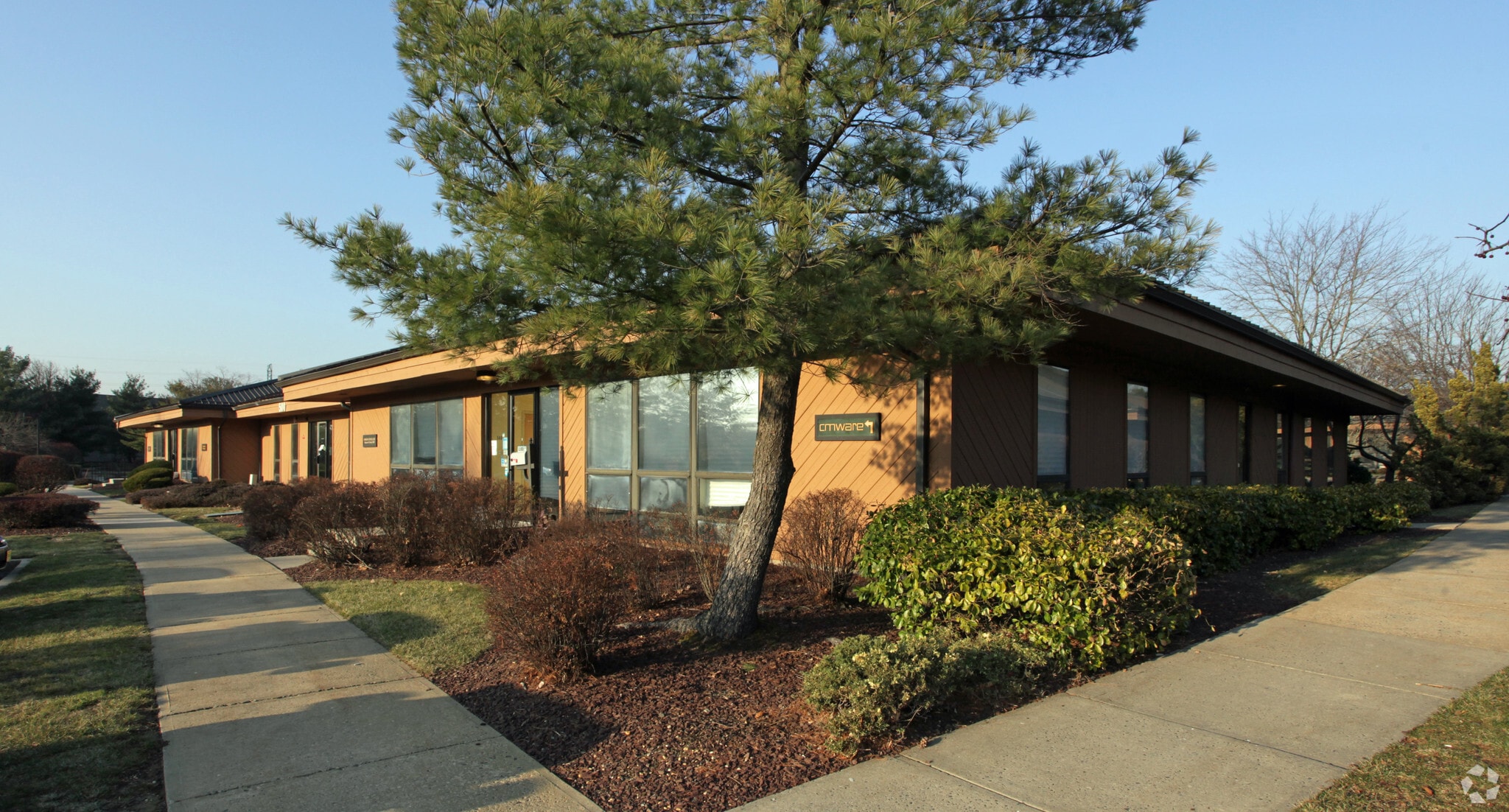 666 Plainsboro Rd, Plainsboro, NJ à louer Photo principale– Image 1 sur 9