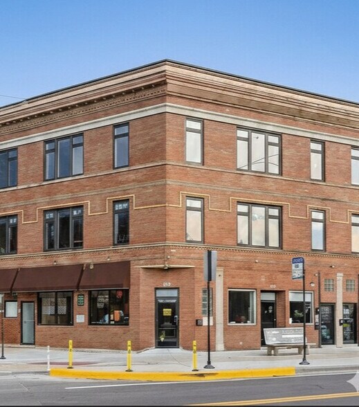 2165-2171 N Milwaukee Ave, Chicago, IL à louer - Photo de l’immeuble – Image 1 sur 9
