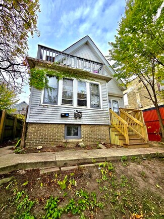 Plus de détails pour 2661 N Fratney St, Milwaukee, WI - Logement à vendre