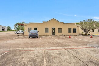 Plus de détails pour 1207 N Fm 3083 Rd, Conroe, TX - Industriel/Logistique à louer