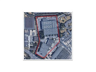 Plus de détails pour Local d'activités à louer