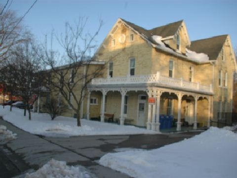 35 N Toronto St, Uxbridge, ON à vendre - Photo de l’immeuble – Image 2 sur 3