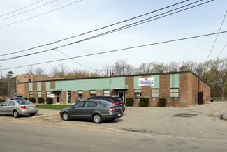 Plus de détails pour 1547-1549 Sedlescomb Dr, Mississauga, ON - Industriel/Logistique à louer