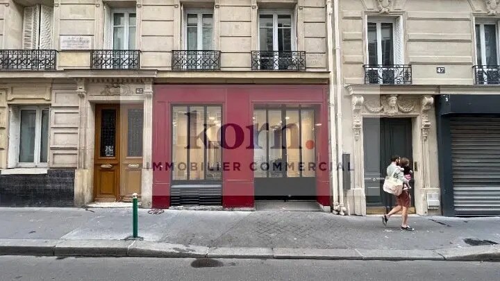 Local commercial dans Paris à louer - Photo de l’immeuble – Image 1 sur 4
