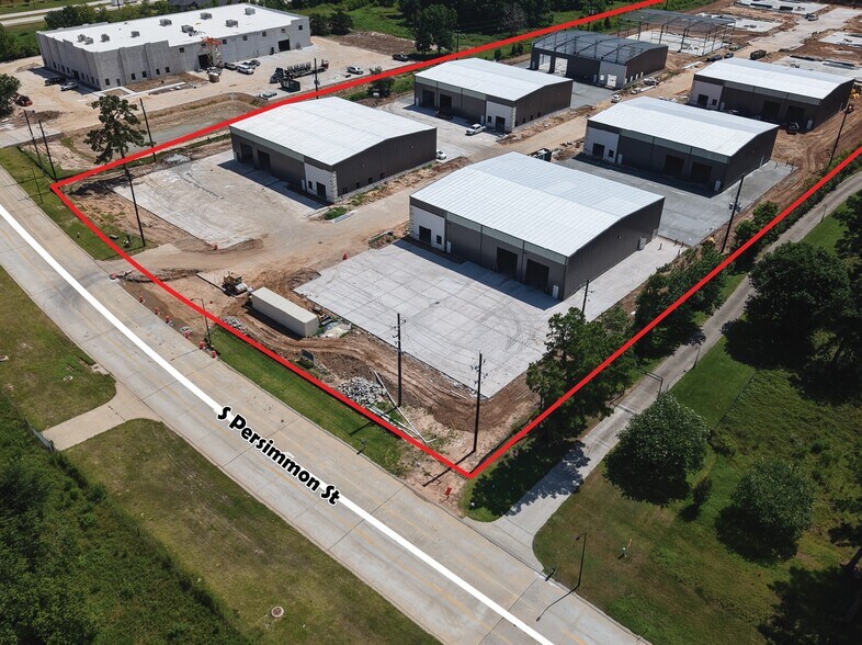 1523 S Persimmon St, Tomball, TX à louer - Photo de l’immeuble – Image 2 sur 10