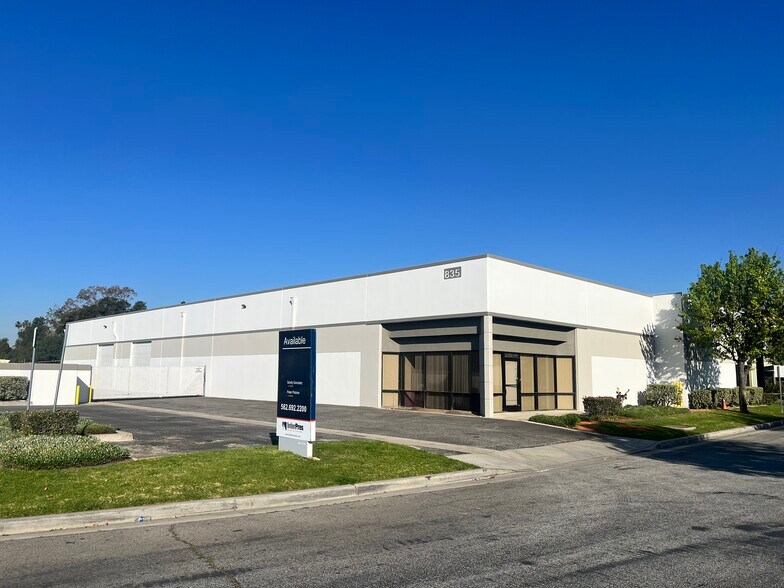 835 Meridian St, Irwindale, CA à louer - Photo de l’immeuble – Image 1 sur 4