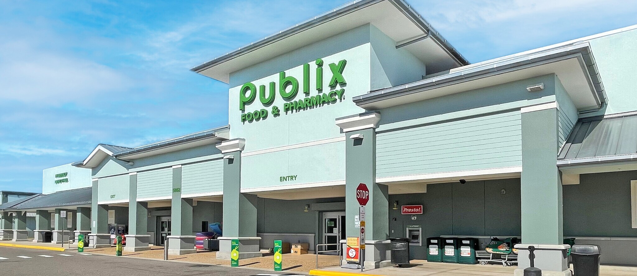 5052 N US Highway 41, Apollo Beach, FL à louer Photo de l’immeuble– Image 1 sur 4