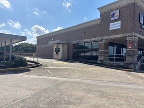 17125-17150 Westheimer Rd, Houston, TX à louer Photo de l’immeuble– Image 1 sur 17