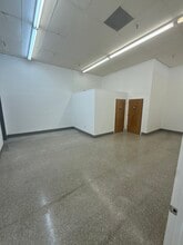 1951-1955 Canton Rd, Marietta, GA à louer Photo intérieure– Image 2 sur 5