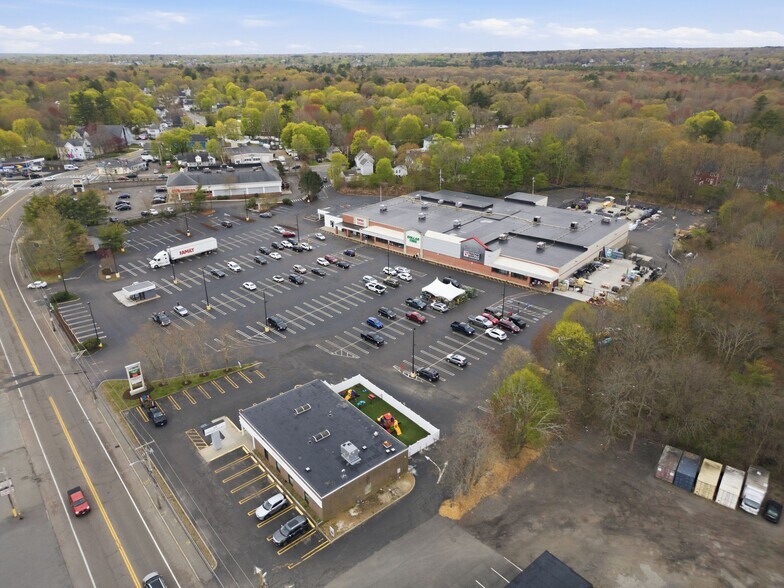 800 S Franklin St, Holbrook, MA à louer - Photo de l’immeuble – Image 2 sur 9