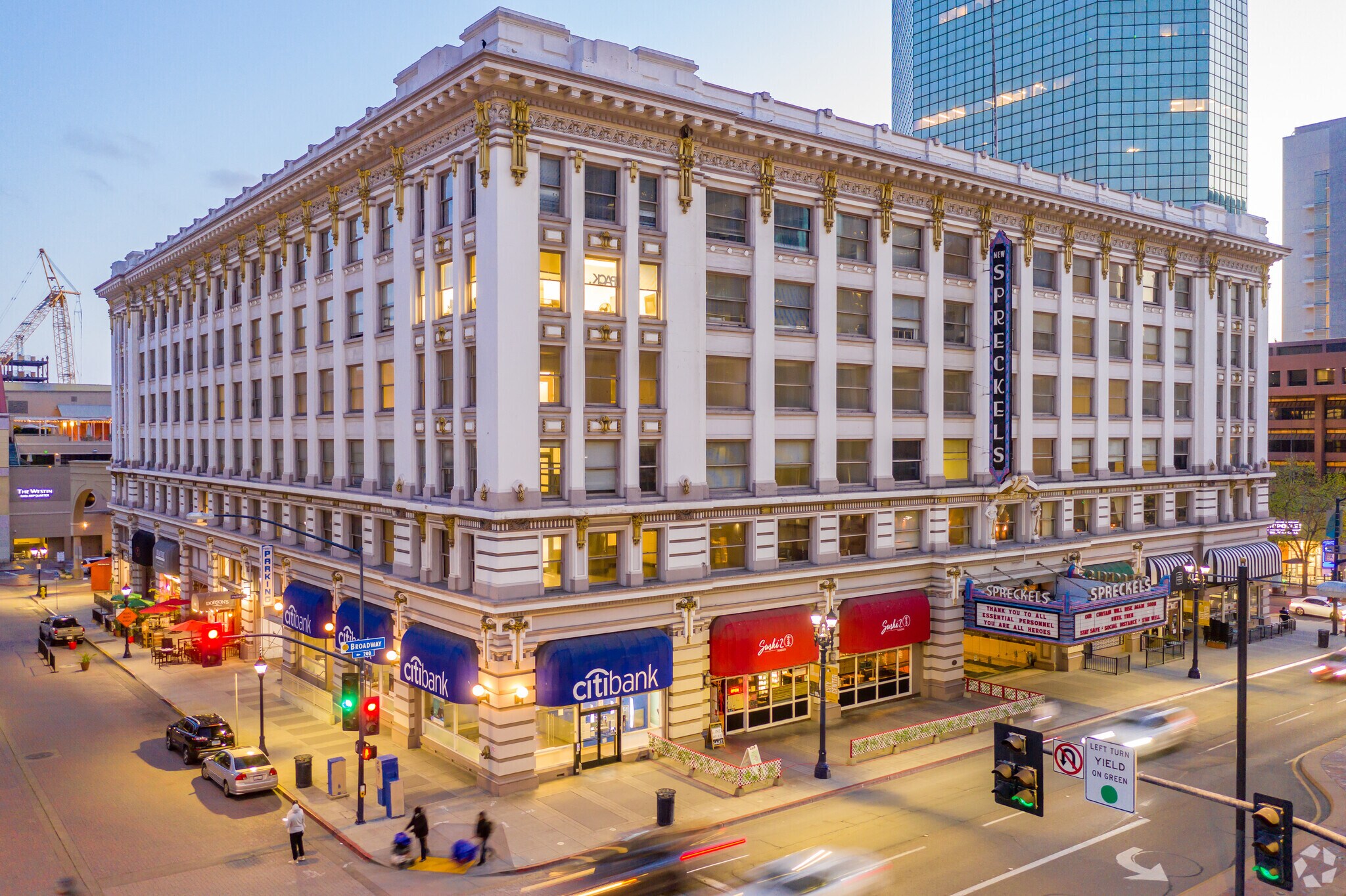 121 Broadway, San Diego, CA à louer Photo principale– Image 1 sur 5