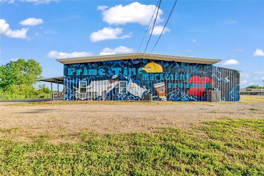 2210 US Highway 82 E, Clarksville, TX à vendre - Photo principale – Image 1 sur 23